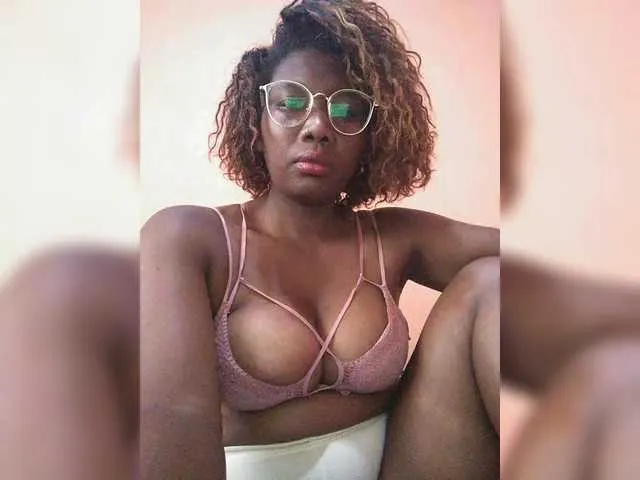 Live sex webcam photo for vanesslove #292275302