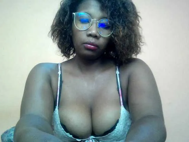Live sex webcam photo for vanesslove #293330465