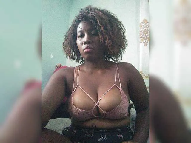 Live sex webcam photo for vanesslove #293641760