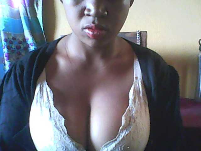 Live sex webcam photo for vanishahot #274123818