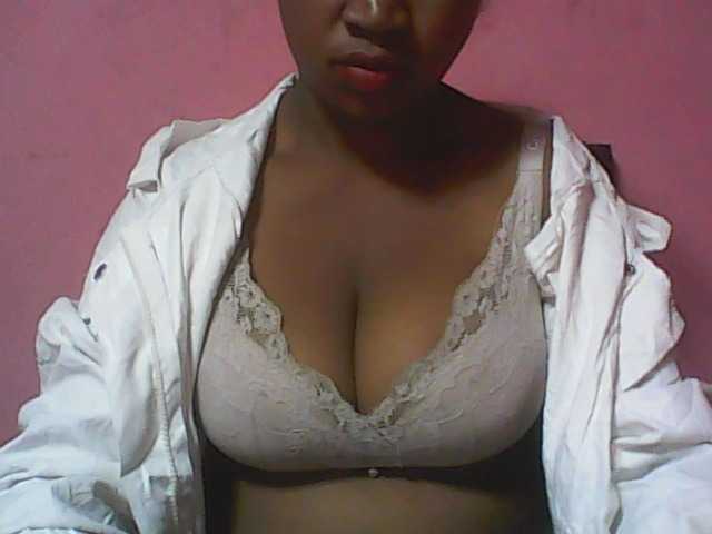 Live sex webcam photo for vanishahot #274258634