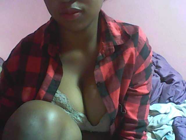 Live sex webcam photo for vanishahot #274269665