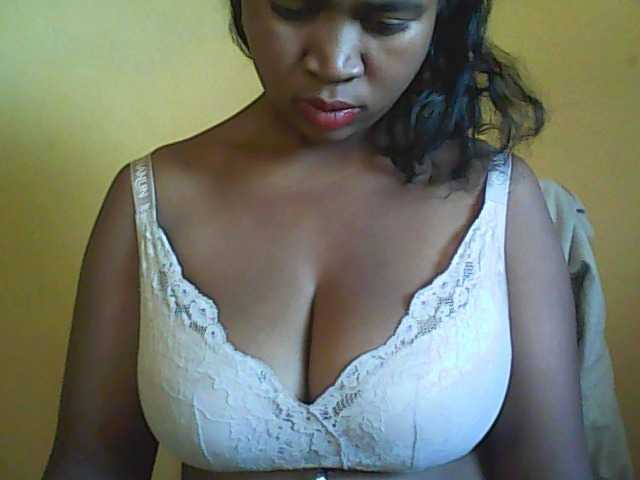 Live sex webcam photo for vanishahot #274389764