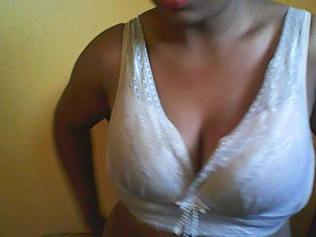 Live sex webcam photo for vanishahot #274430907