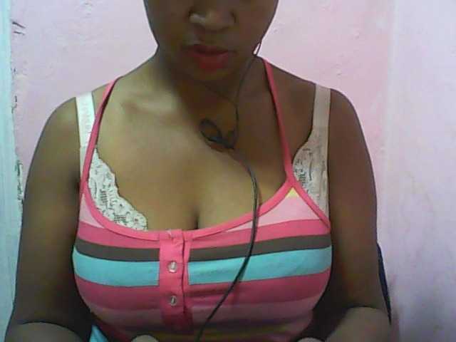 Live sex webcam photo for vanishahot #274504726