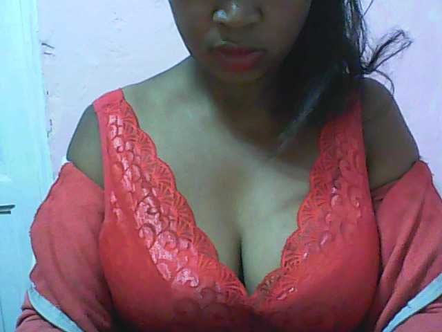 Live sex webcam photo for vanishahot #274593051