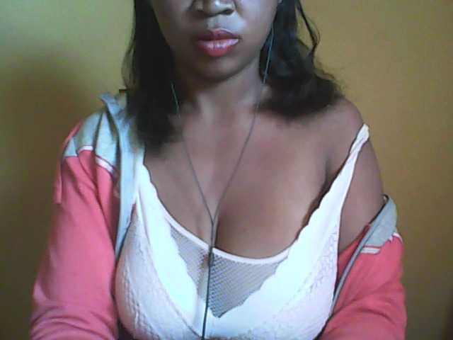 Live sex webcam photo for vanishahot #274647944