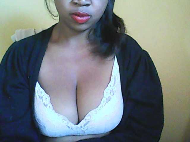 Live sex webcam photo for vanishahot #274663981