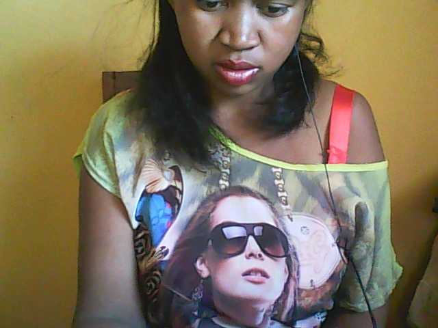 Live sex webcam photo for vanishahot #274850680