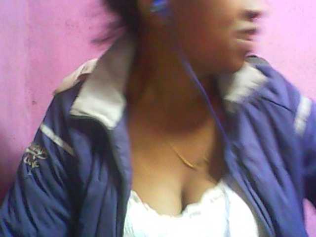 Live sex webcam photo for vanishahot #275523980