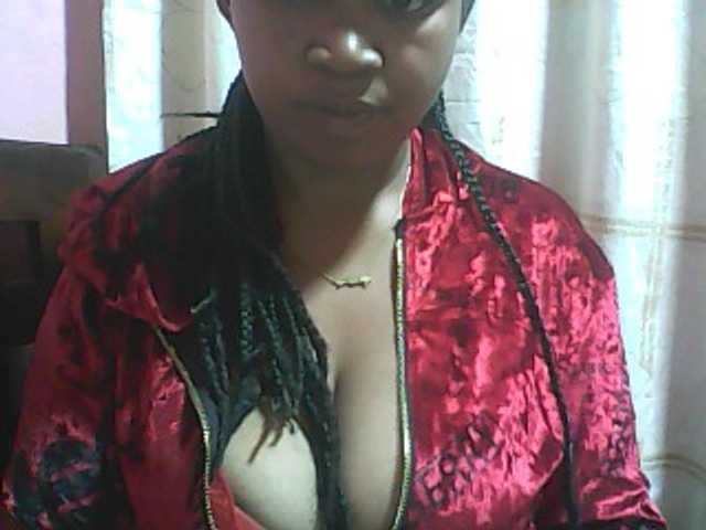 Live sex webcam photo for vanishahot #275646720