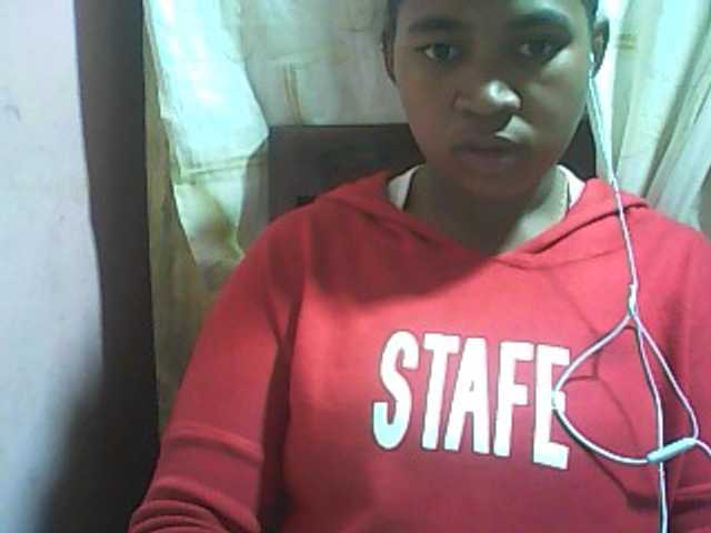 Live sex webcam photo for vanishahot #275912393