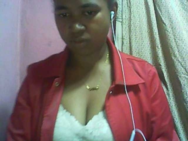 Live sex webcam photo for vanishahot #275973838