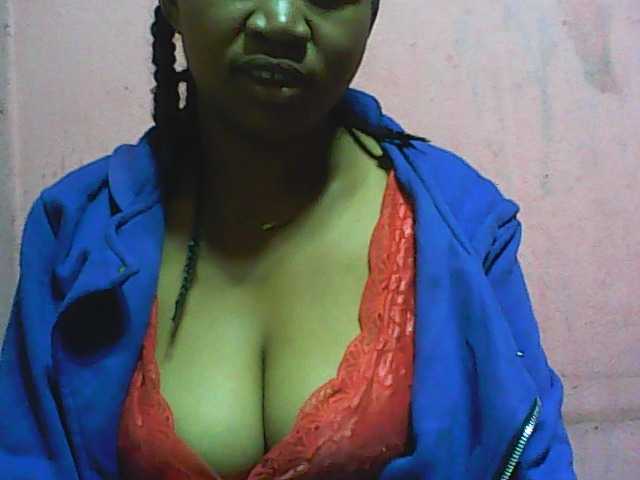 Live sex webcam photo for vanishahot #276025579