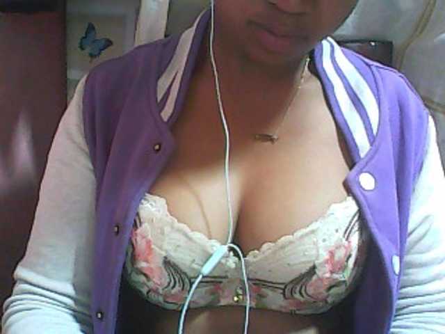 Live sex webcam photo for vanishahot #276064954