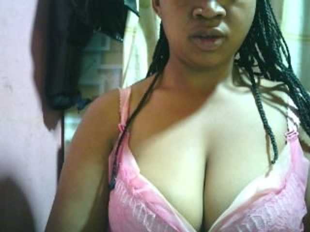 Live sex webcam photo for vanishahot #276098810