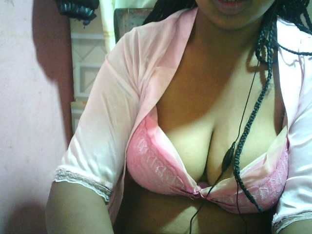 Live sex webcam photo for vanishahot #276106623