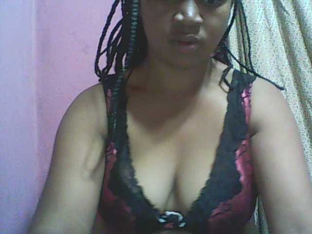 Live sex webcam photo for vanishahot #276127633