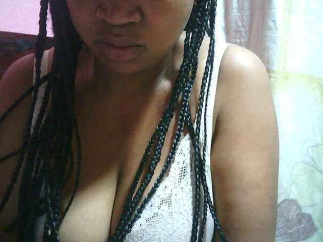 Live sex webcam photo for vanishahot #276129674