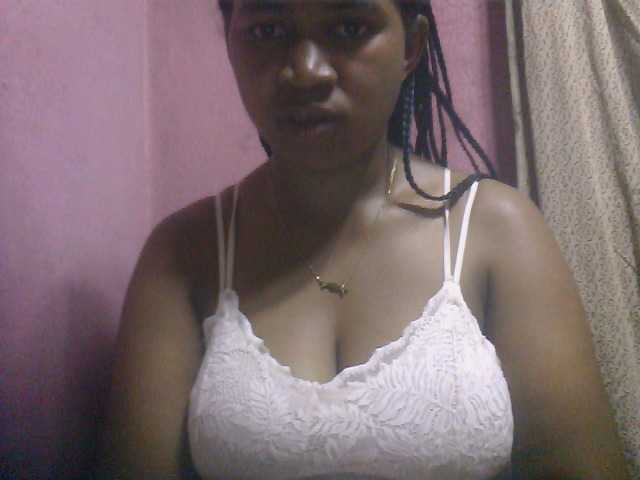 Live sex webcam photo for vanishahot #276158363