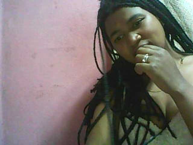 Live sex webcam photo for vanishahot #276260889