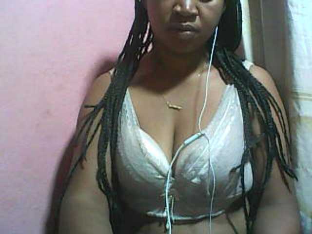 Live sex webcam photo for vanishahot #276268404