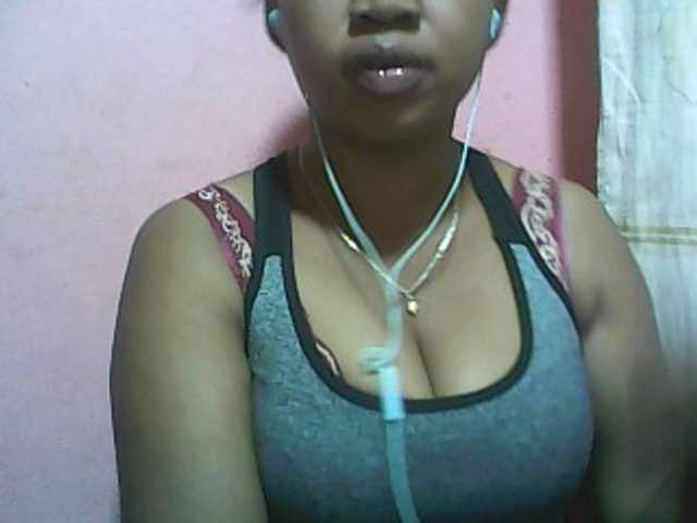 Live sex webcam photo for vanishahot #276381507