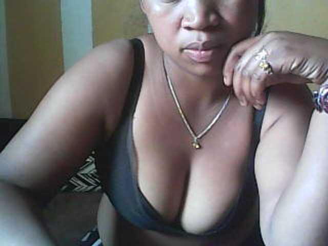 Live sex webcam photo for vanishahot #276473934