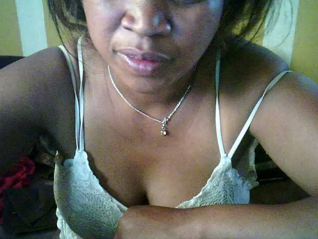 Live sex webcam photo for vanishahot #276488850