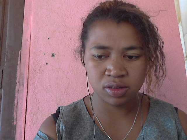 Live sex webcam photo for vanishahot #276512523