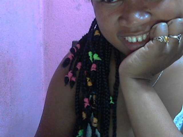 Live sex webcam photo for vanishahot #276561981