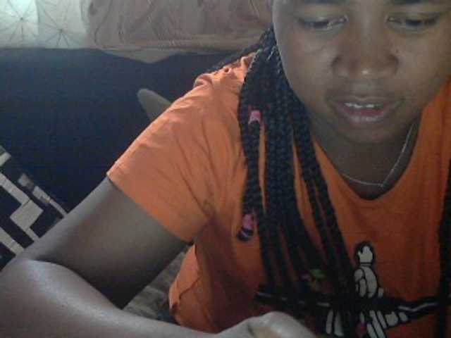 Live sex webcam photo for vanishahot #276563388