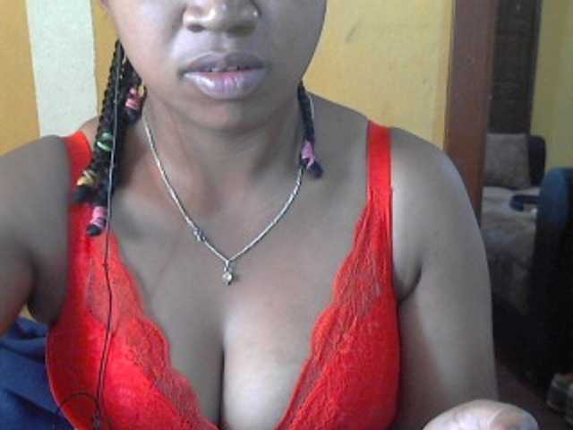 Live sex webcam photo for vanishahot #276619432