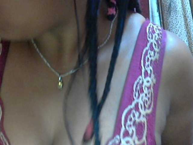 Live sex webcam photo for vanishahot #276632747