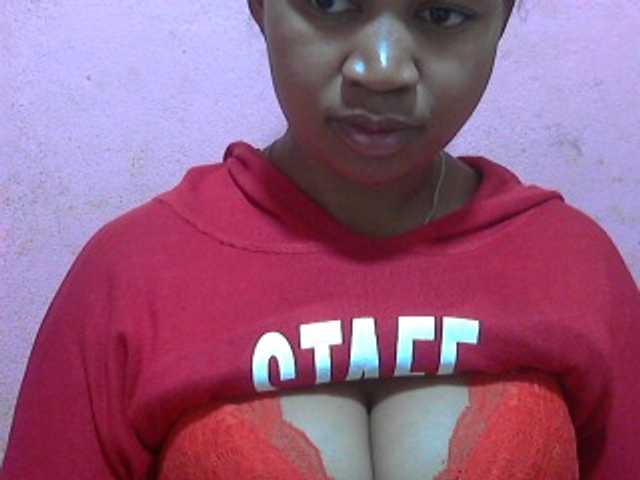 Live sex webcam photo for vanishahot #276660199