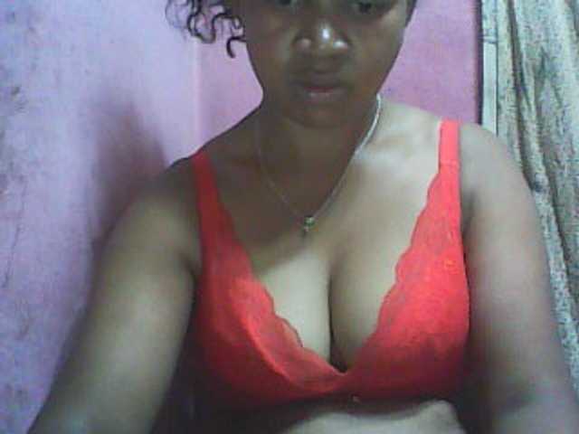 Live sex webcam photo for vanishahot #276694217