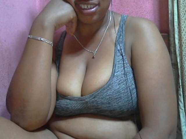 Live sex webcam photo for vanishahot #276724135