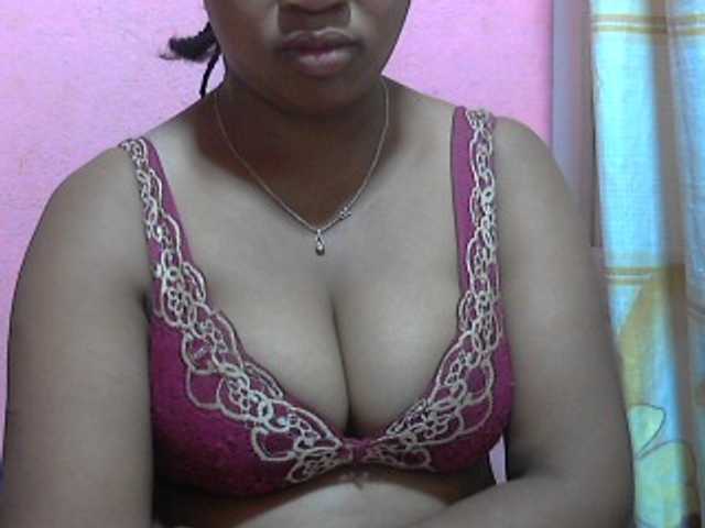 Live sex webcam photo for vanishahot #276758853