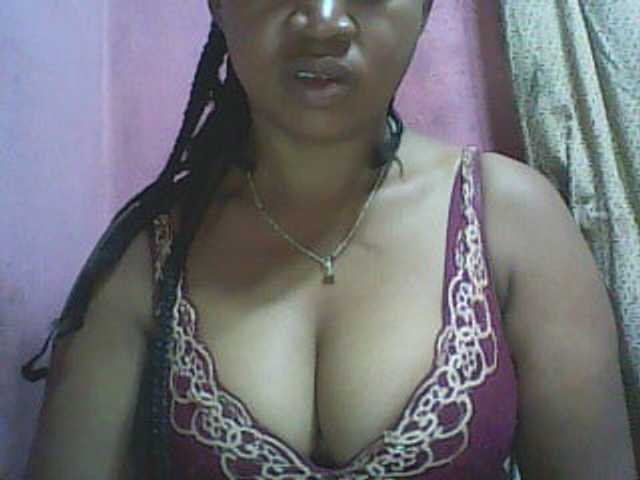 Live sex webcam photo for vanishahot #276792985