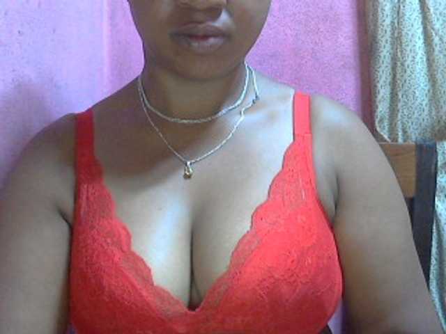 Live sex webcam photo for vanishahot #276896975
