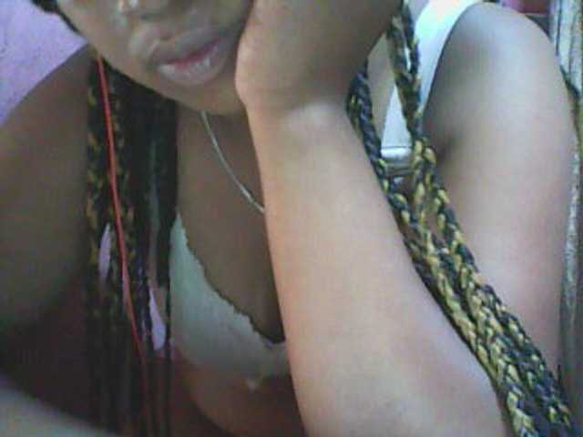 Live sex webcam photo for vanishahot #277110567