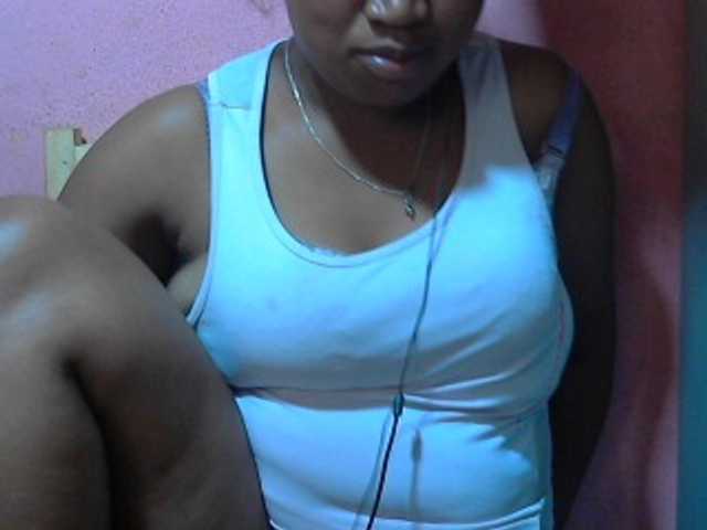 Live sex webcam photo for vanishahot #277206252