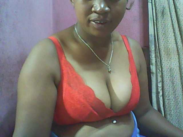 Live sex webcam photo for vanishahot #277213531