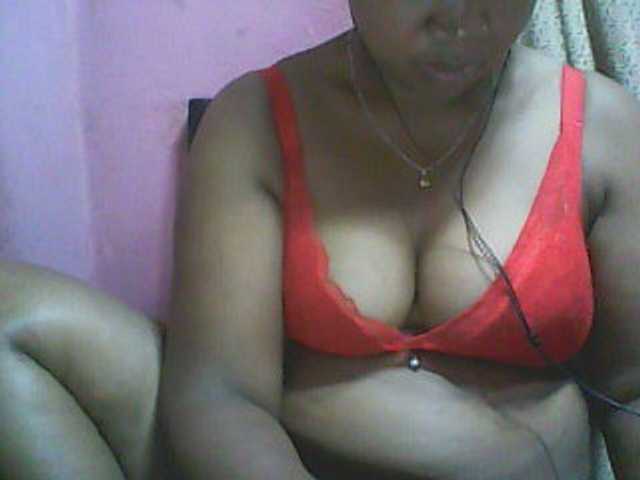 Live sex webcam photo for vanishahot #277332527