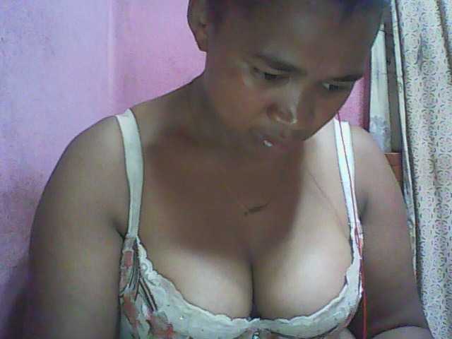 Live sex webcam photo for vanishahot #277371563