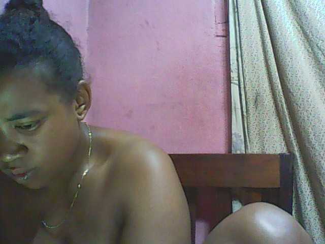 Live sex webcam photo for vanishahot #277467214