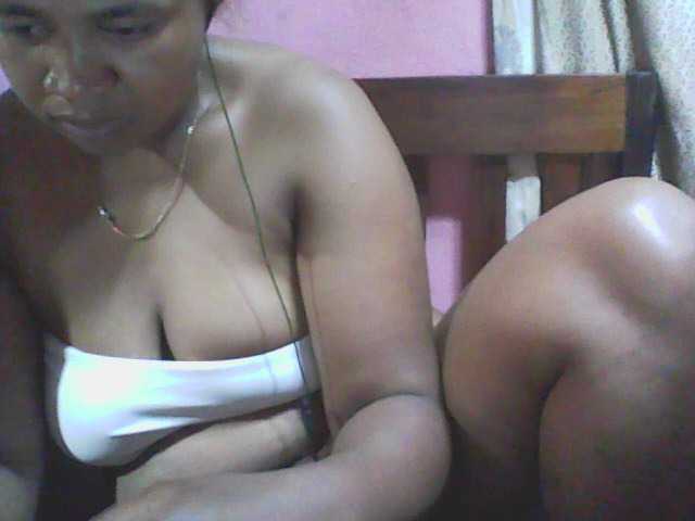 Live sex webcam photo for vanishahot #277468716