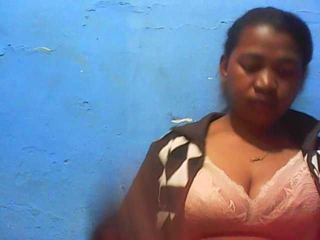 Live sex webcam photo for vanishahot #289762859