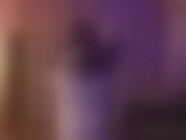 Live sex webcam photo for velouraa #293734475