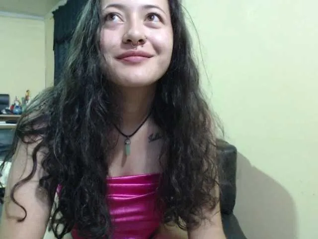 Live sex webcam photo for venus-latina #277296220